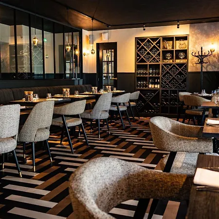 Logis Restaurant Le Faisan Dore 3*