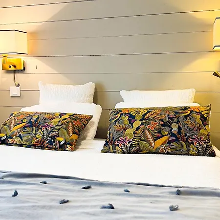 Le Faisan Dore Hotel 3*