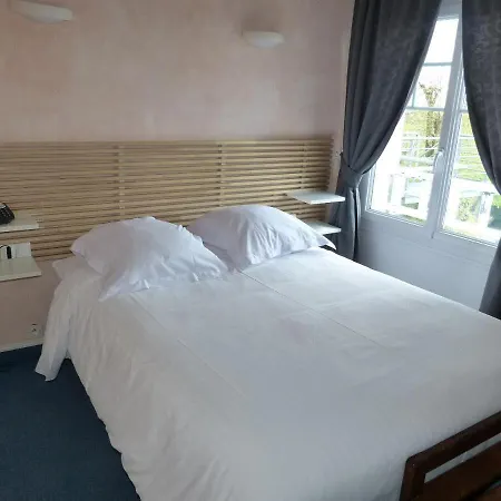 Logis Restaurant Le Faisan Dore Hotel 3*