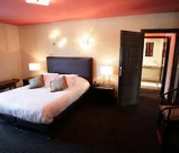 Logis Restaurant Le Faisan Dore Hotel 3*