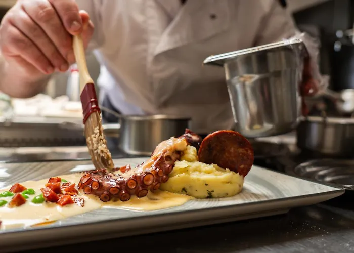 Hotel Logis Restaurant Le Faisan Dore 3*