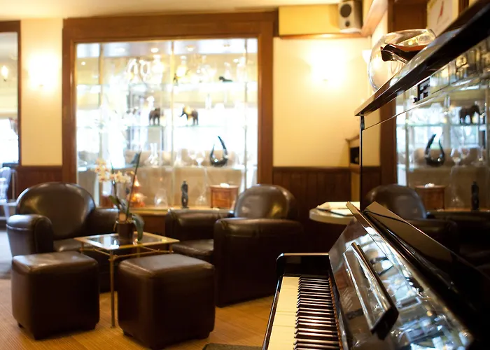 Hotel Logis Restaurant Le Faisan Dore 3*