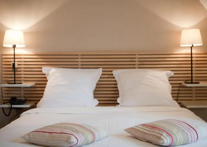 Logis Restaurant Le Faisan Dore Hotel