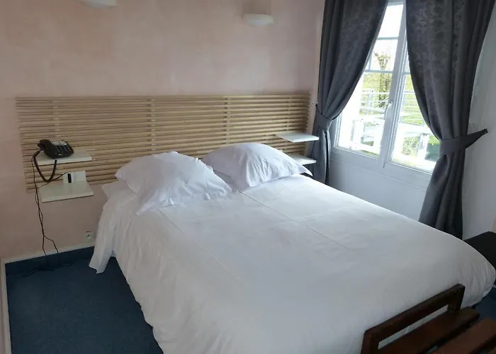 Logis Restaurant Le Faisan Dore Hotel 3*